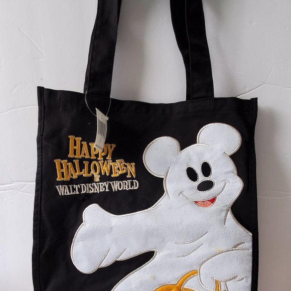 Two Halloween Frankenstein And Spider Hand Towels - Picture 8 of 12